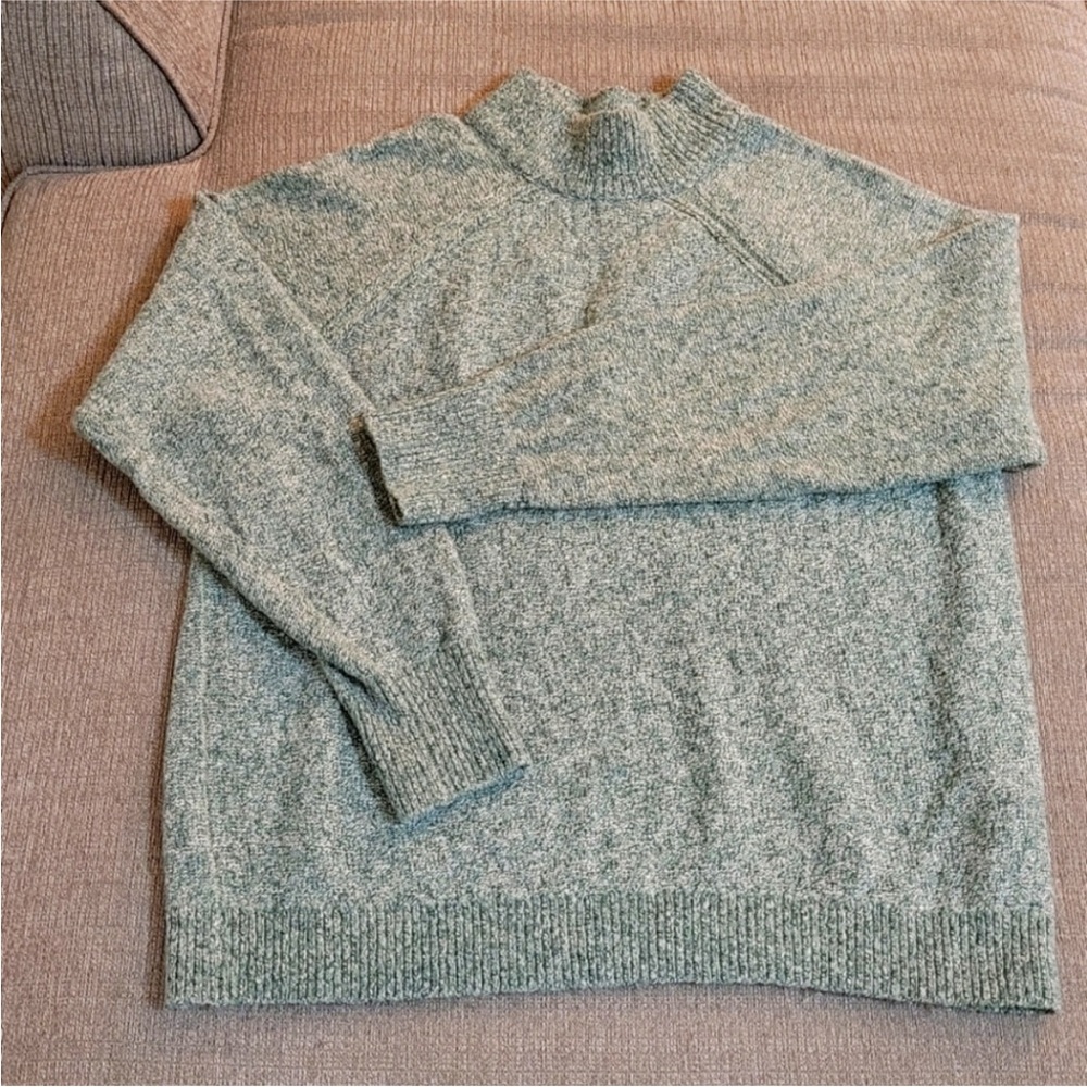 Abercrombie & Fitch Longsleeve Sweater Size XL Green